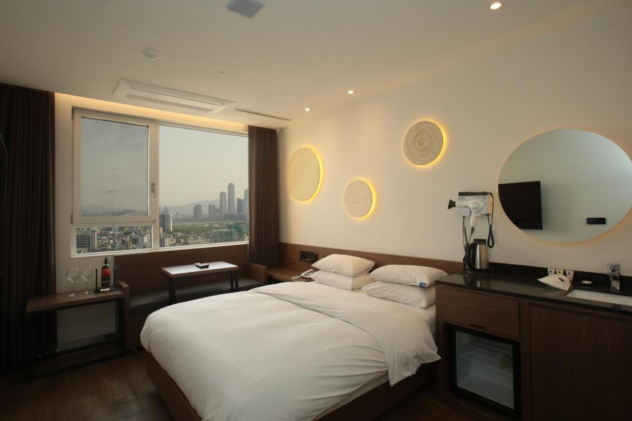 Hotel The Designers Hongdae Сеул Экстерьер фото