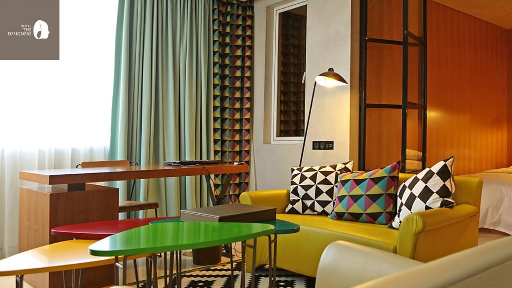 Hotel The Designers Hongdae Сеул Экстерьер фото
